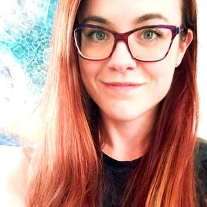 Meet your Posher, Carrie